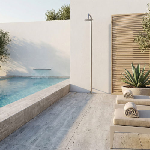 Ducha exterior acero inoxidable AISI 316L color canón de fusil con conexión 1-2 y soporte en piso